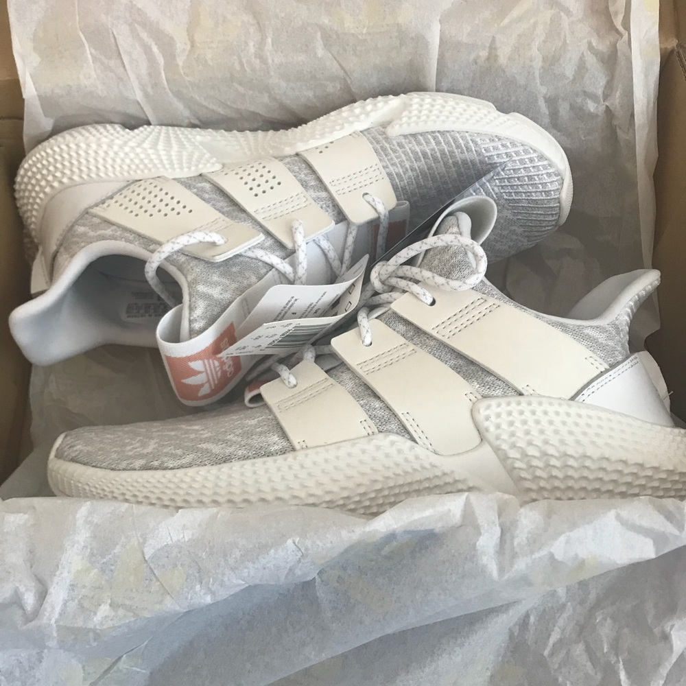 NWT Adidas Prophere